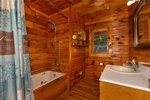 615 Phillips Gap Rd, Purlear, NC 28665 - Photo 28