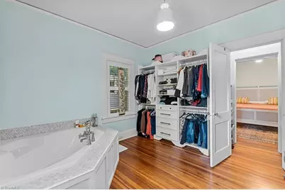 408 Woodlawn Avenue, Greensboro, NC 27401 - Photo 22