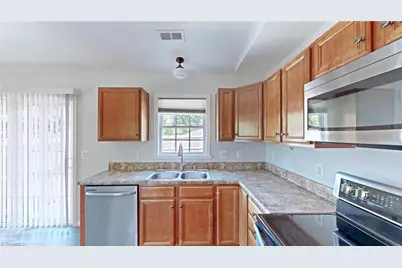 3801 Bluestem Drive, Greensboro, NC 27405 - Photo 16