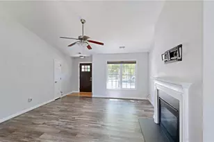 3801 Bluestem Dr, Greensboro, NC 27405 - Photo 12