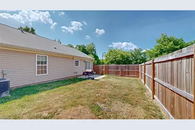 3801 Bluestem Drive, Greensboro, NC 27405 - Photo 32
