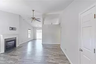 3801 Bluestem Dr, Greensboro, NC 27405 - Photo 8