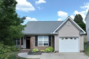 3801 Bluestem Dr, Greensboro, NC 27405 - Photo 2