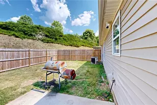 3801 Bluestem Dr, Greensboro, NC 27405 - Photo 30