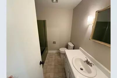 502 Carolyn Court #B-5, Eden, NC 27288 - Photo 10