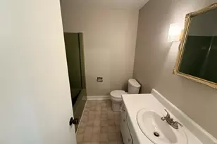 502 Carolyn Ct, Eden, NC 27288 - Photo 10