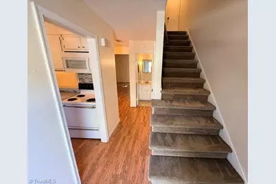 502 Carolyn Court #B-5, Eden, NC 27288 - Photo 2