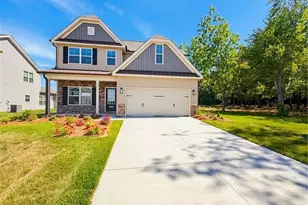 2002 Darrell Dr, Graham, NC 27253 - Photo 2