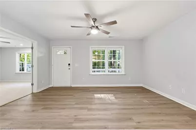 2610 Cromwell Road, Greensboro, NC 27407 - Photo 10