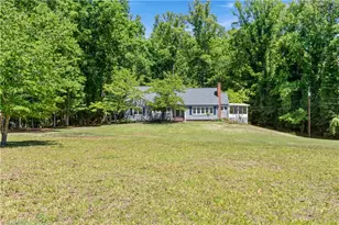 951 Dodson Mill Rd, Pilot Mountain, NC 27041 - Photo 4
