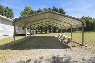 1463 Thomas Haith Ln, Burlington, NC 27215 - Photo 14