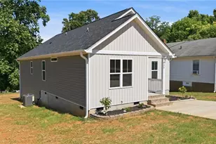 435 Stratton Ave, Winston-Salem, NC 27101 - Photo 2