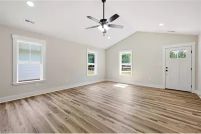 435 Stratton Avenue, Winston-Salem, NC 27101 - Photo 4