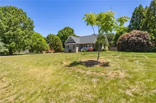 8108 Middleland Dr, Browns Summit, NC 27214 - Photo 36