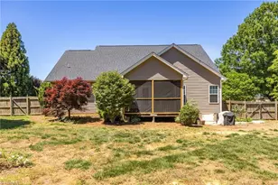 8108 Middleland Dr, Browns Summit, NC 27214 - Photo 4