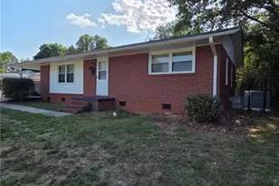 2812 Emerson St, Winston-Salem, NC 27107 - Photo 2