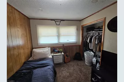 2812 Emerson Street, Winston-Salem, NC 27107 - Photo 10
