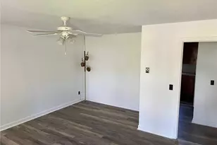 428 Adams St, Dobson, NC 27017 - Photo 8