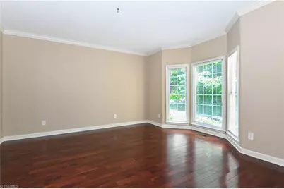 6314 High View Road, Greensboro, NC 27410 - Photo 6