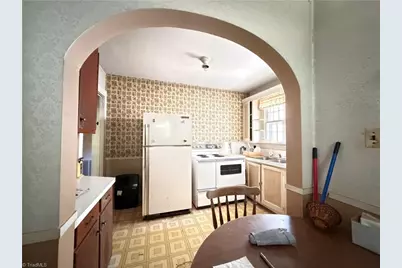 2117 E Sprague Street, Winston-Salem, NC 27107 - Photo 28
