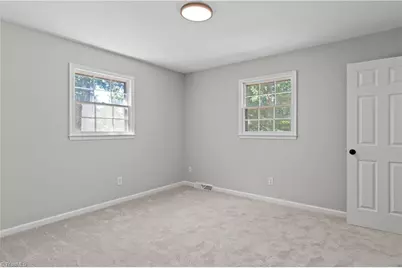 4609 Paradise Lane, Winston-Salem, NC 27101 - Photo 16