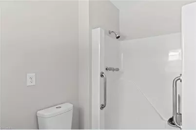 4609 Paradise Lane, Winston-Salem, NC 27101 - Photo 18