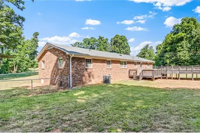 4609 Paradise Lane, Winston-Salem, NC 27101 - Photo 30