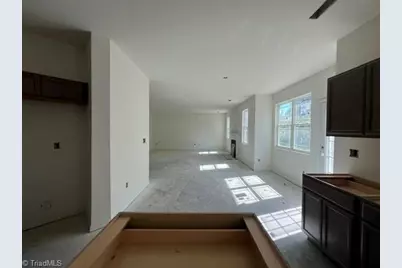 127 Scenic View Trail, Madison, NC 27025 - Photo 6