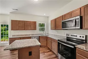127 Scenic Vw Trl, Madison, NC 27025 - Photo 18