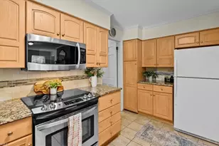 508 Leawood Dr, Greensboro, NC 27410 - Photo 16