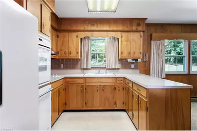 1949 Neelley Road, Pleasant Garden, NC 27313 - Photo 10