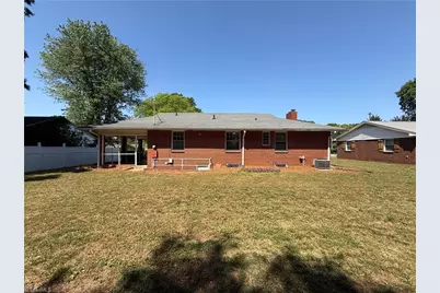 1407 Capri Road, Winston-Salem, NC 27103 - Photo 20