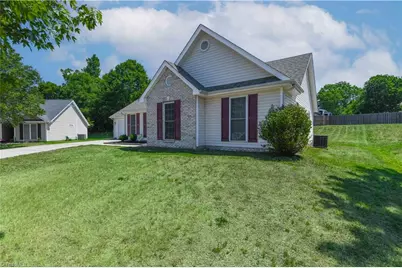 510 Crystal Hill Court, McLeansville, NC 27301 - Photo 2