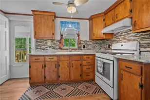 154 Folger Rd, Sparta, NC 28675 - Photo 4