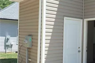 801 E Commerce Ave, High Point, NC 27260 - Photo 4