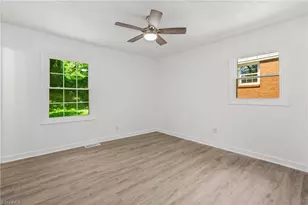 1278 Tredwell Dr, Winston-Salem, NC 27103 - Photo 10