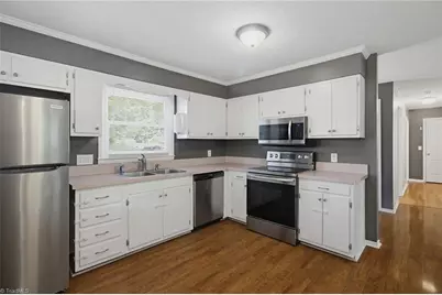 117 Peachtree Lane, King, NC 27021 - Photo 14