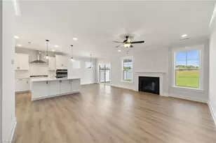 2046 Abbotts Vis Dr, Kernersville, NC 27284 - Photo 20