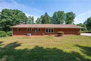 197 Elm St, Mocksville, NC 27028 - Photo 8