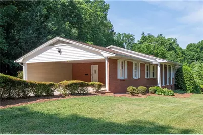197 Elm Street, Mocksville, NC 27028 - Photo 2