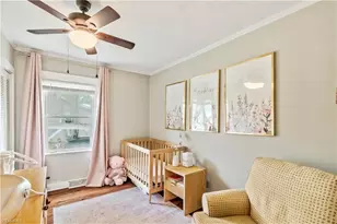 318 Oakdale St, Mount Airy, NC 27030 - Photo 20