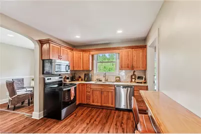 318 Oakdale Street, Mount Airy, NC 27030 - Photo 8