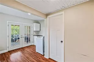 318 Oakdale St, Mount Airy, NC 27030 - Photo 22