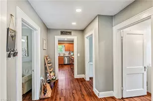 318 Oakdale St, Mount Airy, NC 27030 - Photo 6
