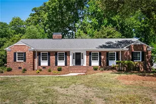4018 Watauga Dr, Greensboro, NC 27410 - Photo 2