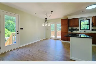 4665 Hildebrand Drive, Winston-Salem, NC 27106 - Photo 8