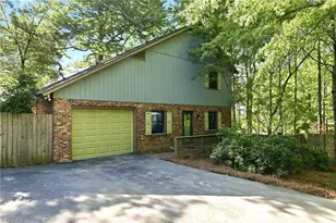 4202 Lawndale Dr, Greensboro, NC 27455 - Photo 48