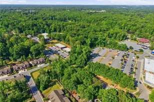 4202 Lawndale Dr, Greensboro, NC 27455 - Photo 42