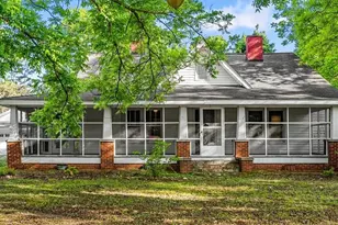 1212 Ritters Lake Rd, Greensboro, NC 27406 - Photo 2