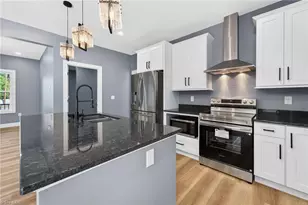 2361 Chaucer Ln, Winston-Salem, NC 27107 - Photo 12